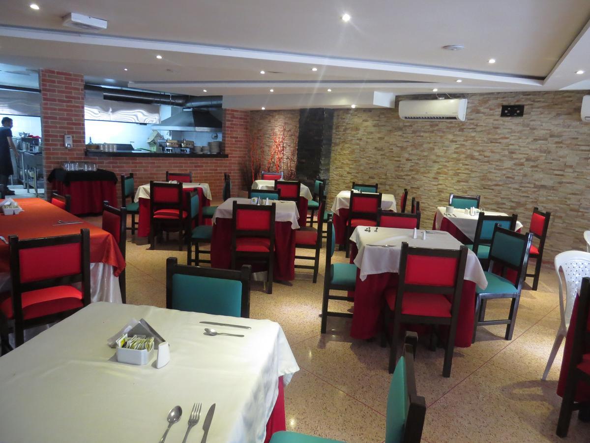 Hotel Leon Dorado Bucaramanga Eksteriør billede