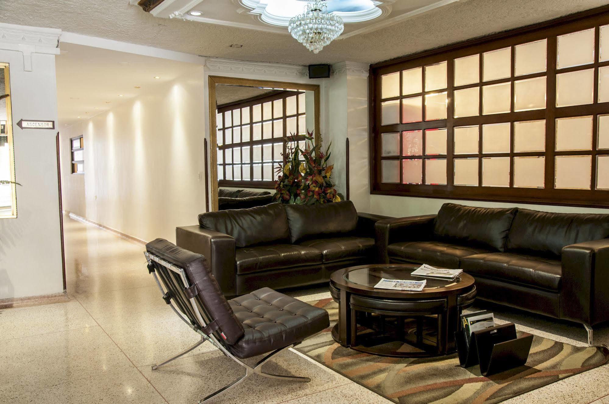 Hotel Leon Dorado Bucaramanga Eksteriør billede