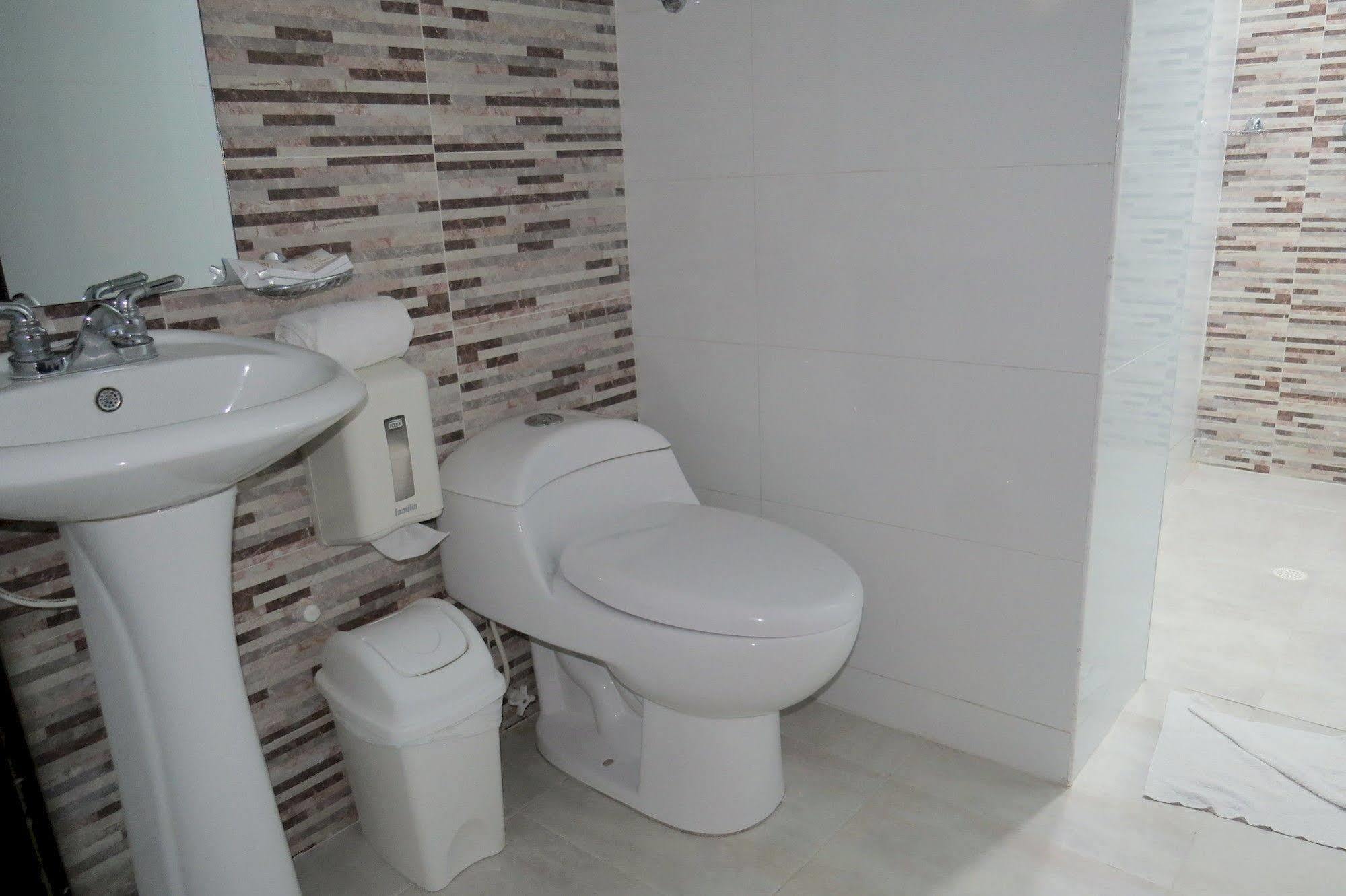 Hotel Leon Dorado Bucaramanga Eksteriør billede